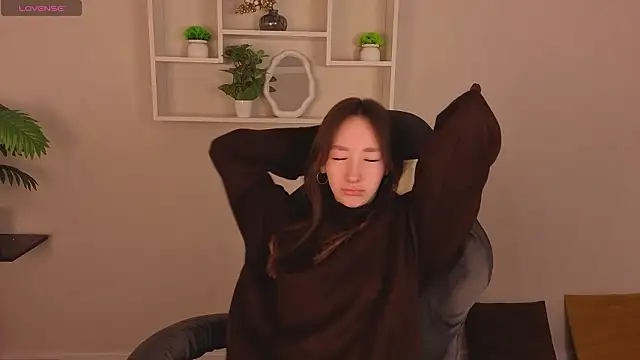 Snapshot of Miche1le_Allenne chatting on March 2026 01:10:02 AM Miche1le Allenne online show from March 2026 01:10:02 AM