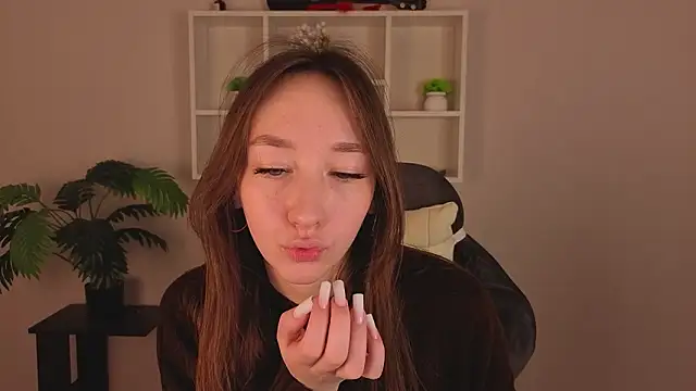 Snapshot of Miche1le_Allenne chatting on March 2026 08:19:01 AM Miche1le Allenne online show from March 2026 08:19:01 AM