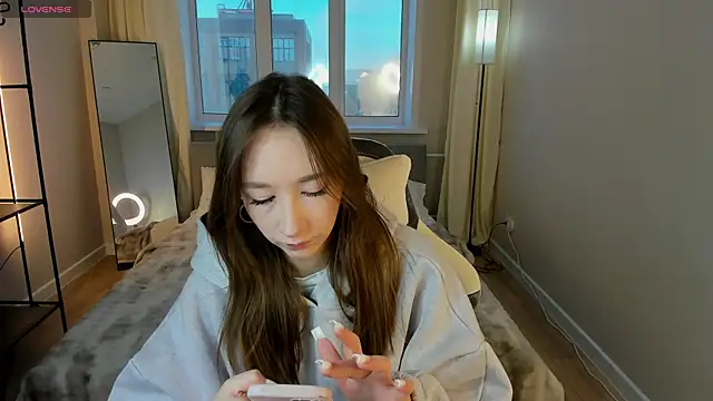 Snapshot of Miche1le_Allenne chatting on March 2026 01:07:02 AM Miche1le Allenne online show from March 2026 01:07:02 AM