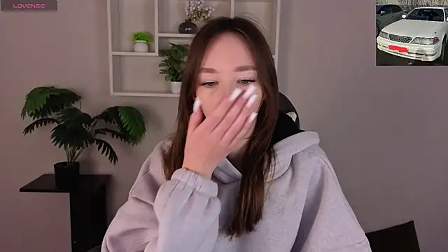 Snapshot of Miche1le_Allenne chatting on April 2026 01:03:01 AM Miche1le Allenne online show from April 2026 01:03:01 AM