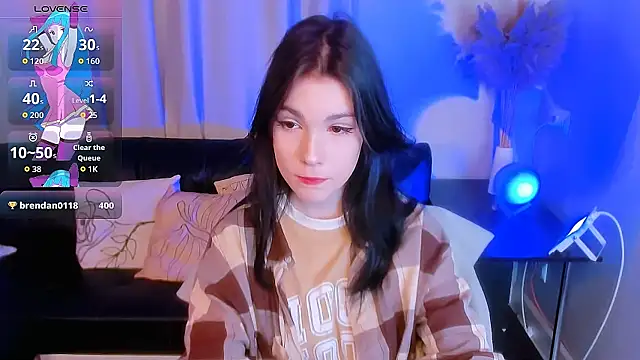 Snapshot of Sophie_SkyAngel chatting on September 2025 08:52:02 PM Sophie SkyAngel online show from September 2025 08:52:02 PM