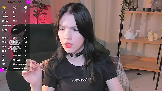 Snapshot of Sophie_SkyAngel chatting on October 2025 08:49:01 PM Sophie SkyAngel online show from October 2025 08:49:01 PM