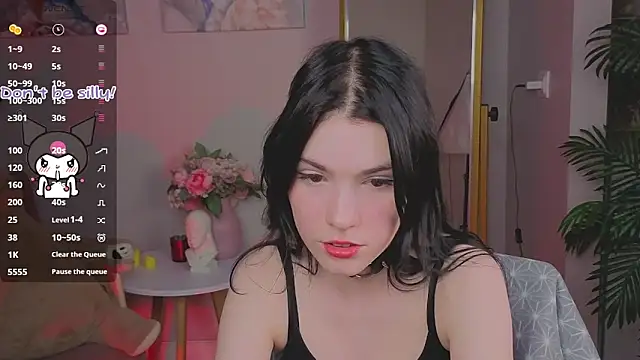 Snapshot of Sophie_SkyAngel chatting on October 2025 09:12:02 PM Sophie SkyAngel online show from October 2025 09:12:02 PM