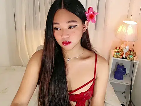 Malia cummer online show from June 2026 09:08:02 PM