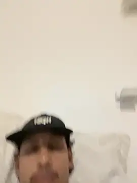 Snapshot of BAGHEERAPGG chatting on December 2025 03:04:01 AM BAGHEERAPGG online show from December 2025 03:04:01 AM