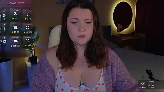 Edalyn Af online show from September 2025 07:30:01 PM