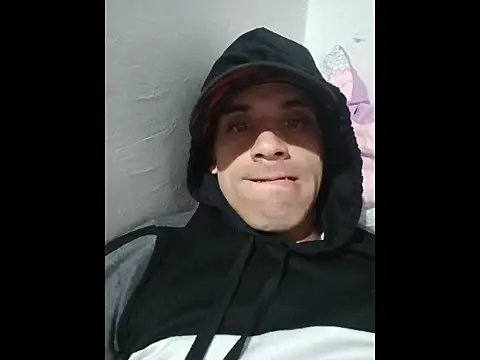 alex-golden online show from November 2025 02:14:01 AM