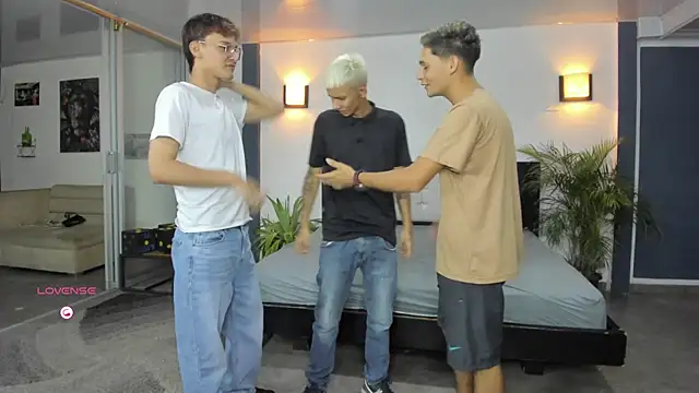 Bisexlifehot   online show from September 2025 10:58:02 PM