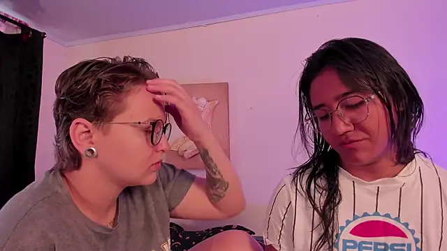 CrazyCakes  online show from November 2025 03:23:01 PM