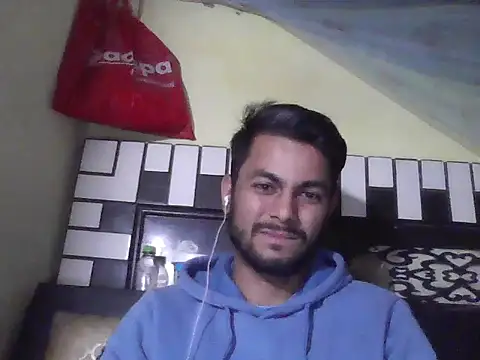 ursdreamperson online show from December 2025 04:29:02 AM