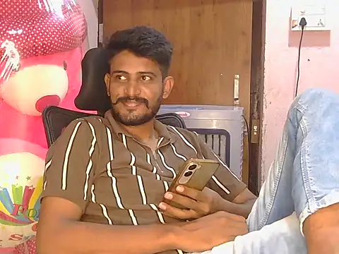 krishjaat43 online show from April 2026 01:02:02 PM