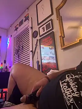 Snapshot of TheGreenEyedBear chatting on October 2025 09:10:01 AM TheGreenEyedBear online show from October 2025 09:10:01 AM