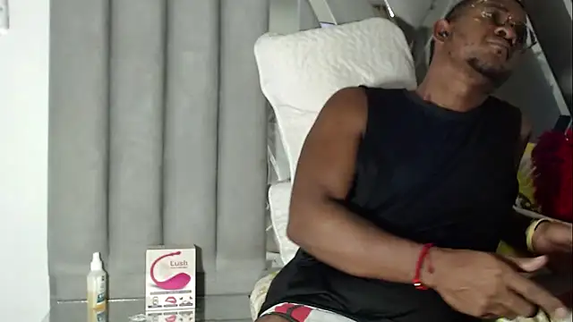 AndyCalifornia1 online show from April 2026 12:05:01 AM