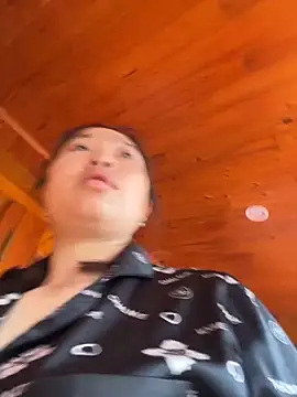 Nhung584 online show from October 2025 01:25:01 AM