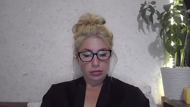 fox red lady7 online show from October 2025 07:34:02 PM