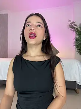 LUNAA    online show from May 2026 03:23:02 AM