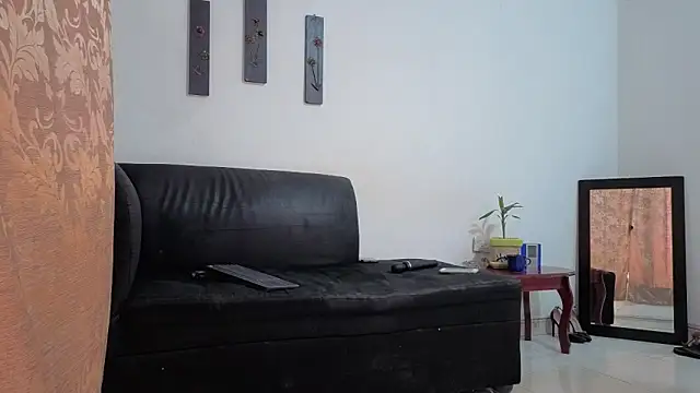 Snapshot of Kloewolf chatting on November 2025 03:01:02 PM Kloewolf online show from November 2025 03:01:02 PM