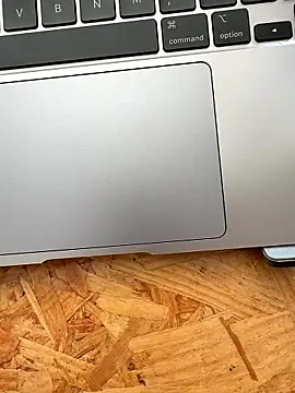 Snapshot of sonwmelt1 chatting on January 2026 07:13:01 AM sonwmelt1 online show from January 2026 07:13:01 AM