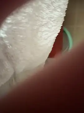 Snapshot of sonwmelt1 chatting on March 2026 08:18:01 AM sonwmelt1 online show from March 2026 08:18:01 AM