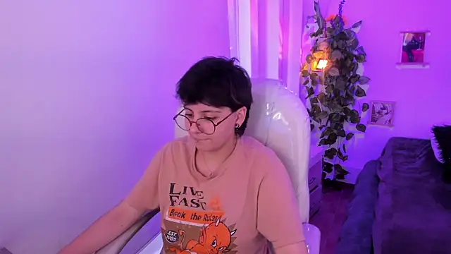 Snapshot of Nathaly_ds chatting on April 2026 08:14:01 PM Nathaly ds online show from April 2026 08:14:01 PM