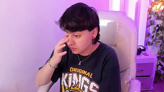 Snapshot of Nathaly_ds chatting on April 2026 06:23:01 PM Nathaly ds online show from April 2026 06:23:01 PM