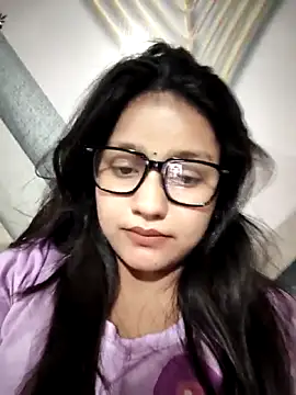 Dipali143143 online show from May 2026 05:18:02 PM