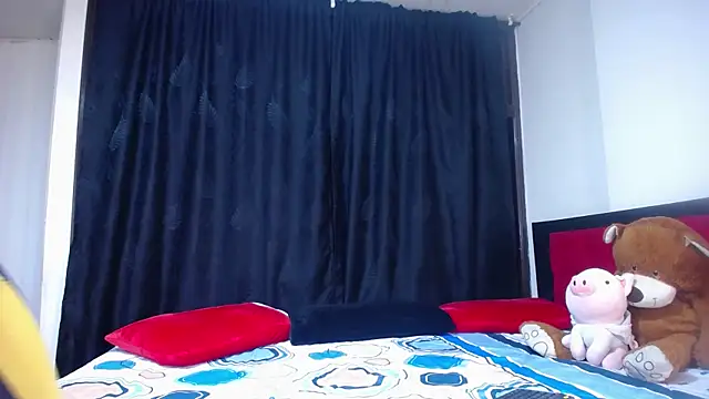 Snapshot of Cherrylionn chatting on October 2025 11:20:02 AM Cherrylionn online show from October 2025 11:20:02 AM