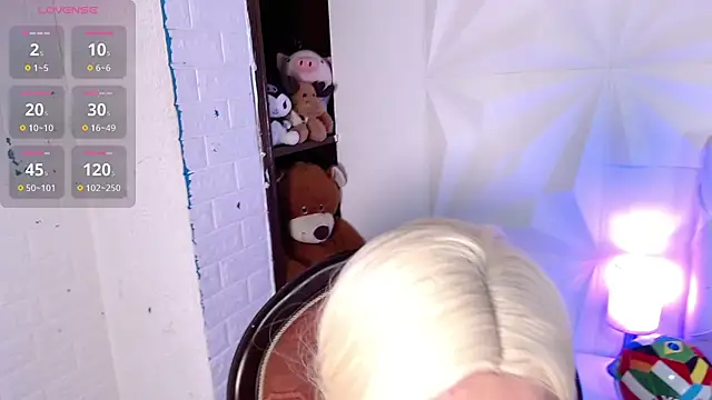 Cherrylionn online show from June 2026 03:42:02 AM