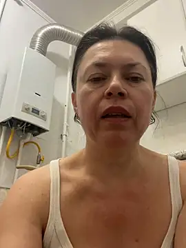 Kiravix online show from April 2026 08:47:01 PM