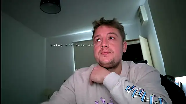 giovanotto47 online show from October 2025 05:08:02 PM