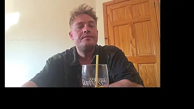 giovanotto47 online show from May 2026 05:09:02 PM