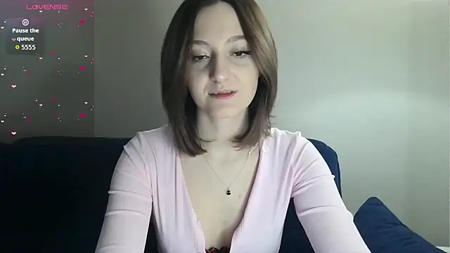 Snapshot of white_liillyy chatting on March 2026 08:06:02 PM white liillyy online show from March 2026 08:06:02 PM