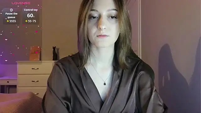 Snapshot of white_liillyy chatting on April 2026 09:37:01 PM white liillyy online show from April 2026 09:37:01 PM