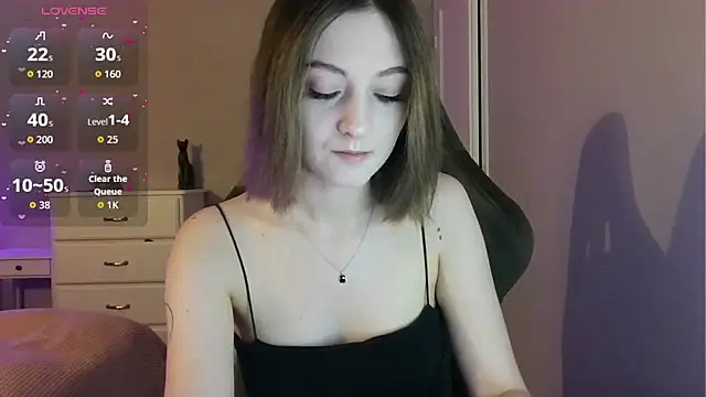 white liillyy online show from June 2026 09:51:01 PM