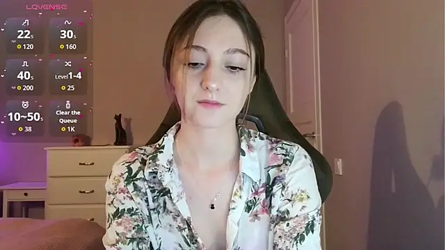 white liillyy online show from June 2026 09:23:01 PM
