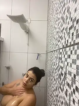 Snapshot of Babebommer chatting on September 2025 12:10:01 AM Babebommer online show from September 2025 12:10:01 AM