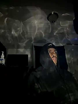 tyrek5051 online show from October 2025 03:45:02 AM