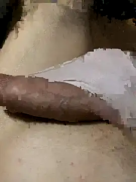 Snapshot of uuuuuyttttcf chatting on December 2025 01:02:01 AM uuuuuyttttcf online show from December 2025 01:02:01 AM