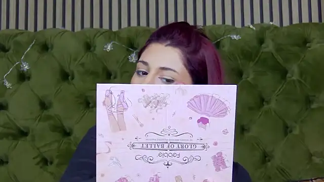 Snapshot of LunaHart chatting on December 2025 03:39:01 PM LunaHart online show from December 2025 03:39:01 PM