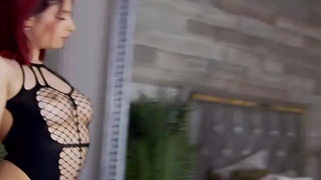 Snapshot of LunaHart chatting on April 2026 06:07:02 AM LunaHart online show from April 2026 06:07:02 AM