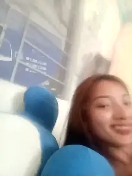 tdtd98 online show from April 2026 06:00:02 AM