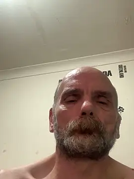 Pikyyx online show from December 2025 12:12:01 PM