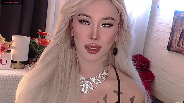 Snapshot of Your_valentina_goddess chatting on October 2025 03:26:02 AM Your valentina goddess online show from October 2025 03:26:02 AM