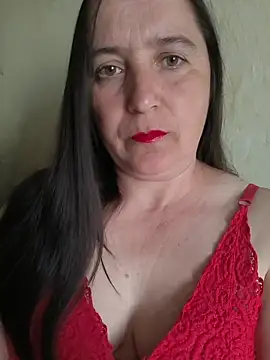 Snapshot of EvelinCutex chatting on May 2026 11:40:02 AM EvelinCutex online show from May 2026 11:40:02 AM