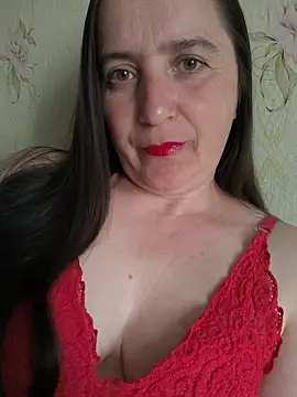 Snapshot of EvelinCutex chatting on May 2026 11:51:02 AM EvelinCutex online show from May 2026 11:51:02 AM