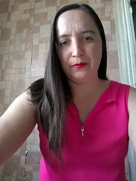 Snapshot of EvelinCutex chatting on May 2026 07:14:02 AM EvelinCutex online show from May 2026 07:14:02 AM