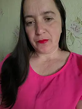 Snapshot of EvelinCutex chatting on May 2026 06:20:01 AM EvelinCutex online show from May 2026 06:20:01 AM