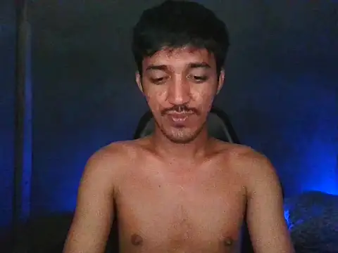 Snapshot of RowyCam chatting on October 2025 03:36:02 PM RowyCam online show from October 2025 03:36:02 PM