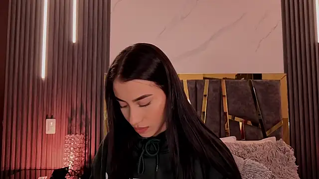 ScarletTorres online show from July 2026 06:17:02 PM