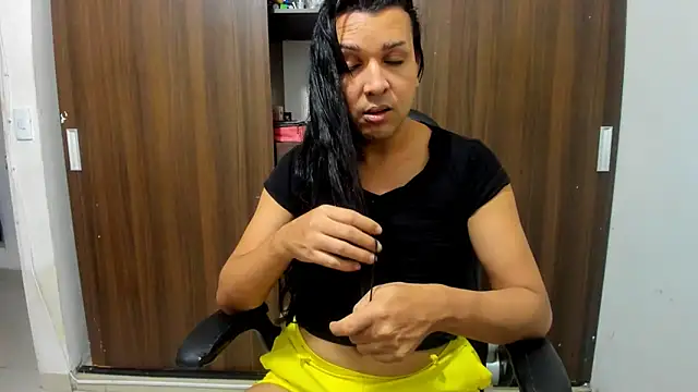 miss bigcockts online show from October 2025 05:19:02 AM